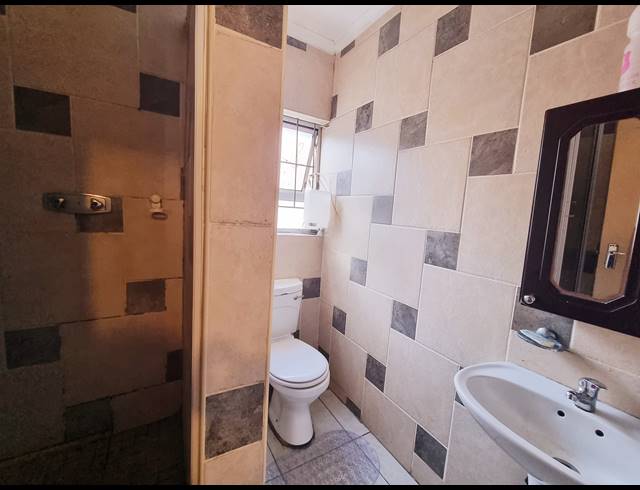 3 BEDROOM APARTMENT FOR SALE IN ARBORETUM